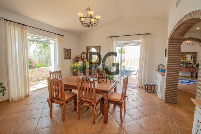 Image No.24-4 Bed Villa for sale