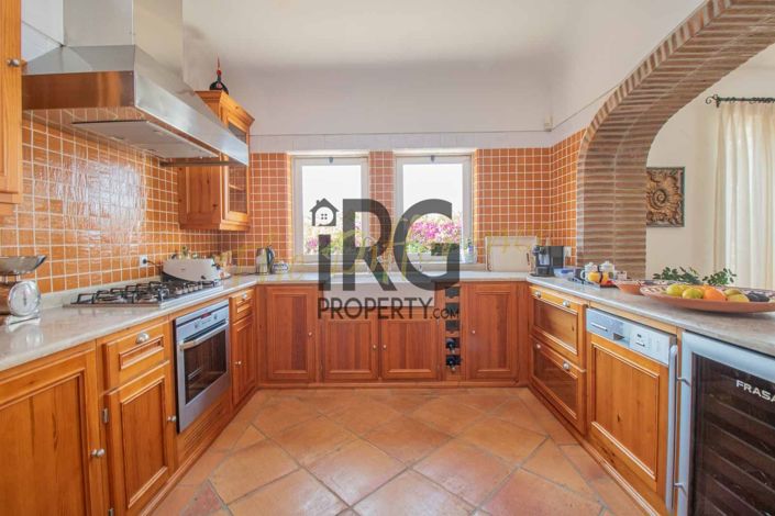 Image No.28-4 Bed Villa for sale