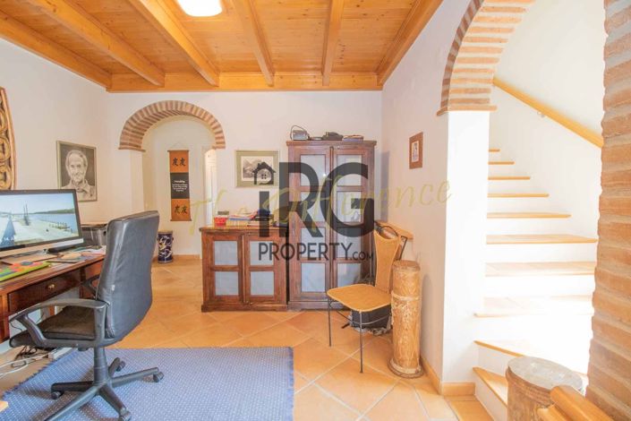 Image No.34-4 Bed Villa for sale