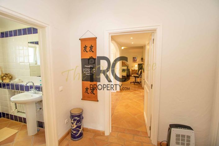 Image No.35-4 Bed Villa for sale