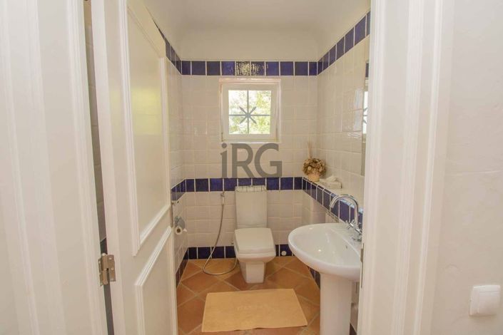 Image No.36-4 Bed Villa for sale