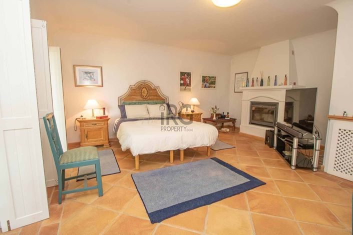 Image No.40-4 Bed Villa for sale