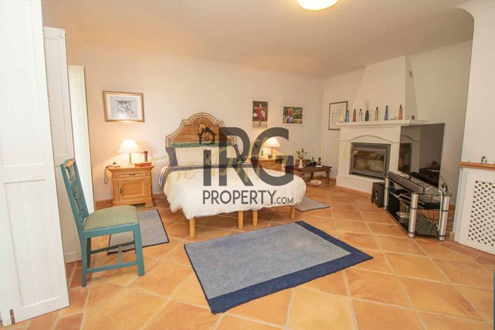 Image No.40-4 Bed Villa for sale