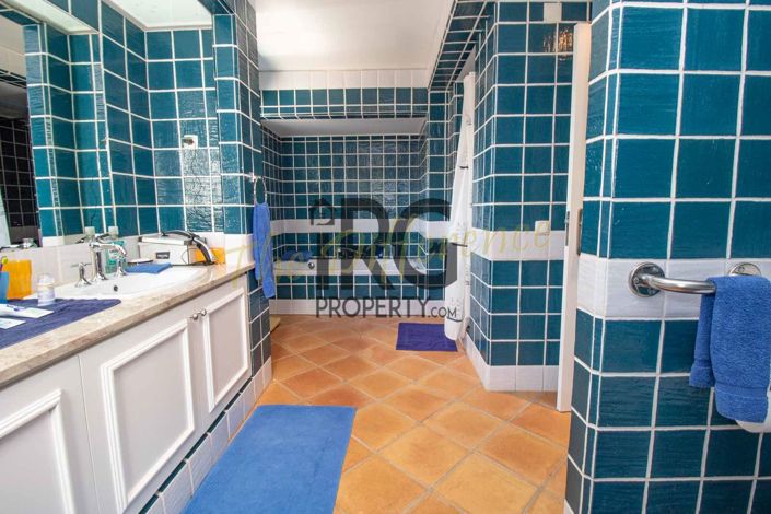 Image No.42-4 Bed Villa for sale
