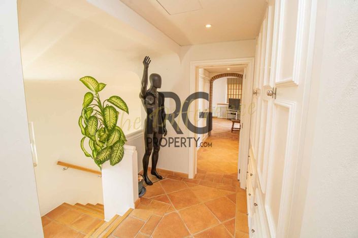 Image No.44-4 Bed Villa for sale