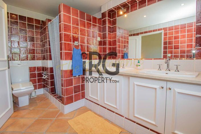 Image No.49-4 Bed Villa for sale