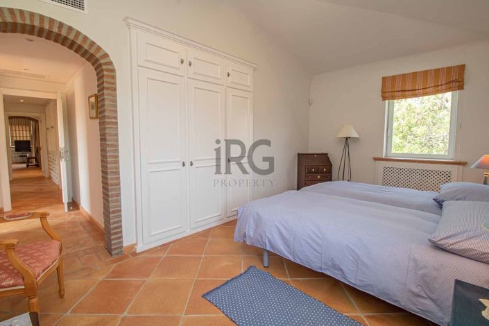 Image No.56-4 Bed Villa for sale