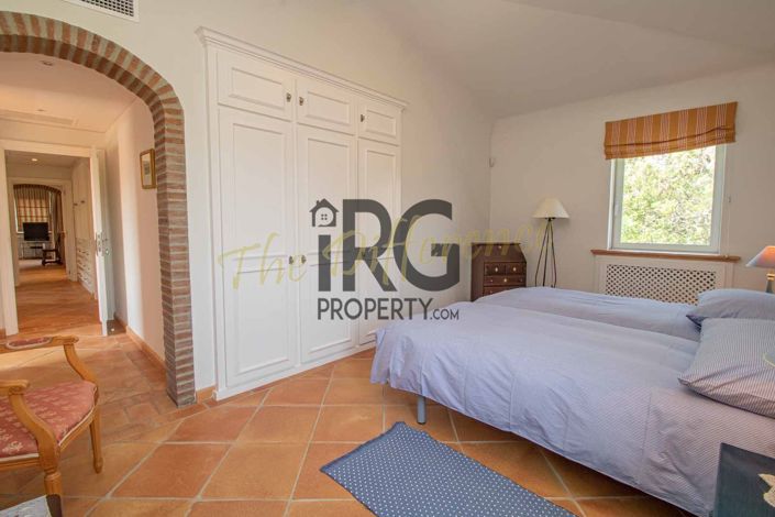 Image No.56-4 Bed Villa for sale