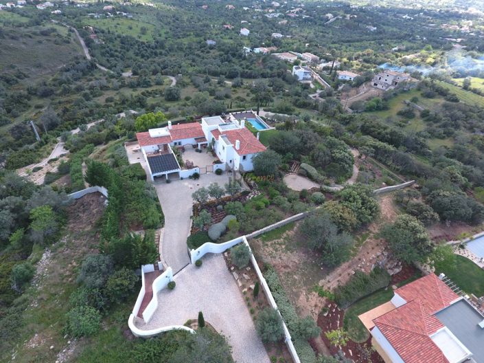 Image No.76-4 Bed Villa for sale