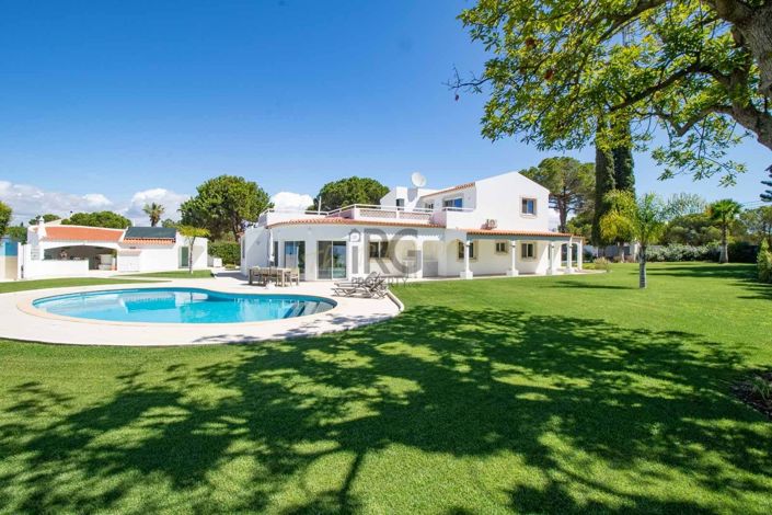 Image No.1-6 Bed Villa for sale