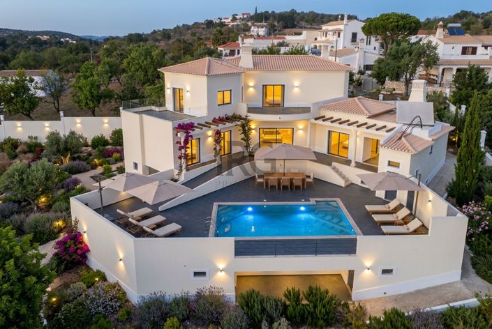 Image No.25-4 Bed Villa for sale