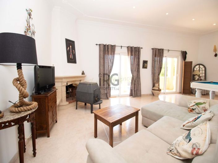 Image No.12-7 Bed Villa for sale