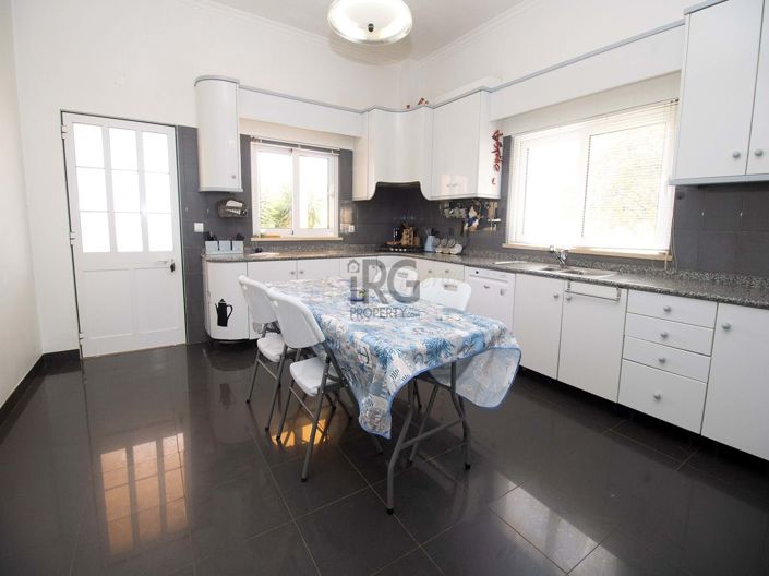 Image No.15-7 Bed Villa for sale