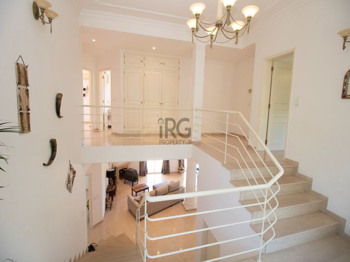 Image No.6-7 Bed Villa for sale