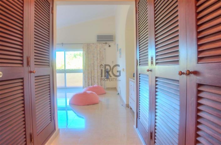 Image No.8-Villa de 4 chambres à vendre à Loule