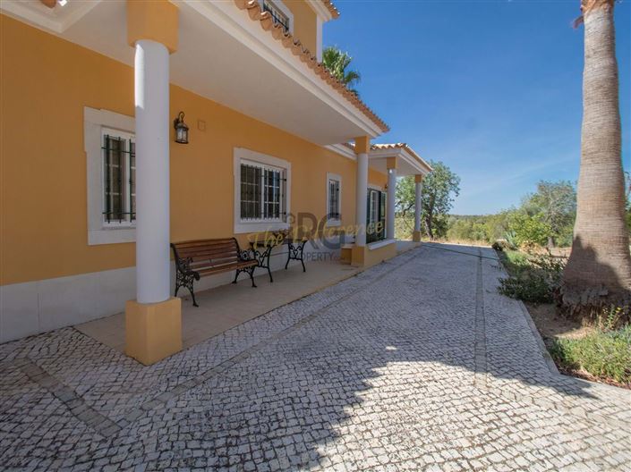 Image No.16-Villa de 4 chambres à vendre à Loule