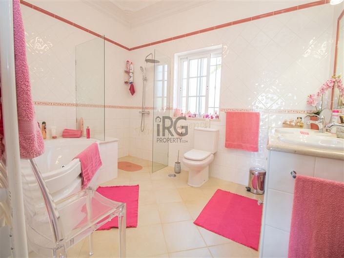 Image No.26-Villa de 4 chambres à vendre à Loule