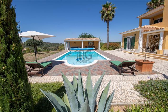 Image No.40-Villa de 4 chambres à vendre à Loule