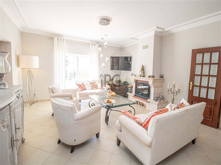 Image No.5-Villa de 4 chambres à vendre à Loule