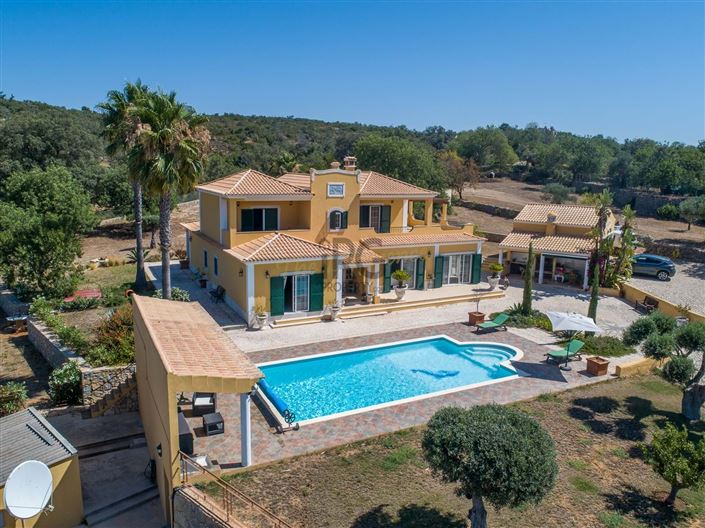 Image No.48-Villa de 4 chambres à vendre à Loule