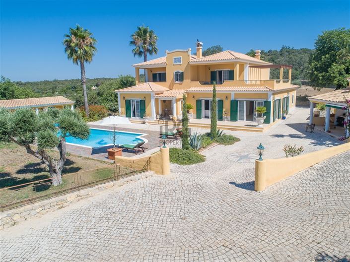 Image No.50-Villa de 4 chambres à vendre à Loule