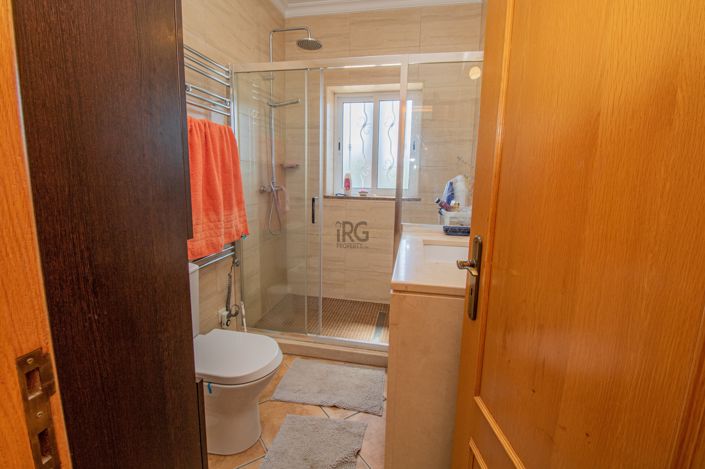 Image No.26-4 Bed Villa for sale