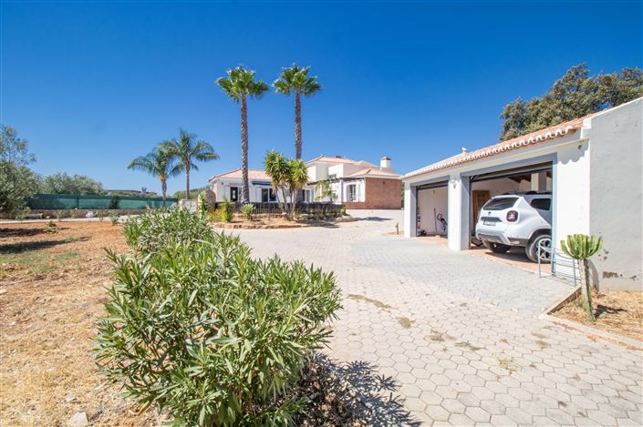 Image No.29-4 Bed Villa for sale