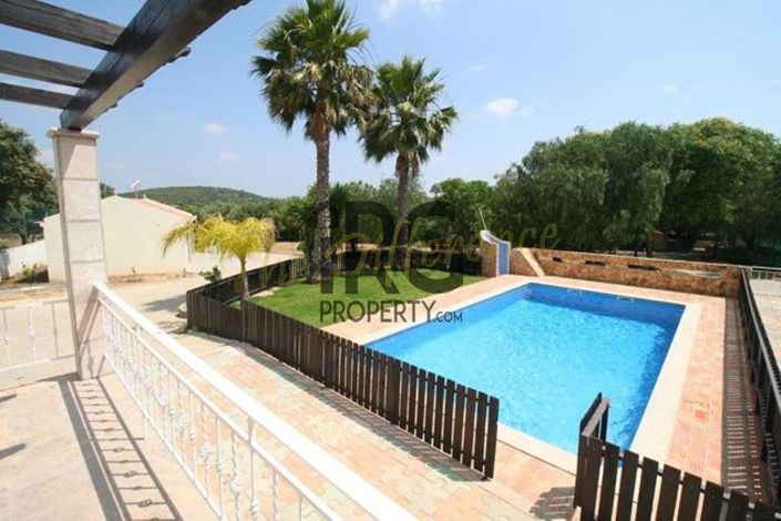 Image No.3-4 Bed Villa for sale