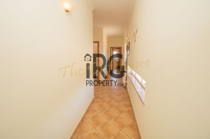 Image No.34-4 Bed Villa for sale