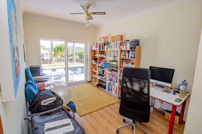 Image No.35-4 Bed Villa for sale