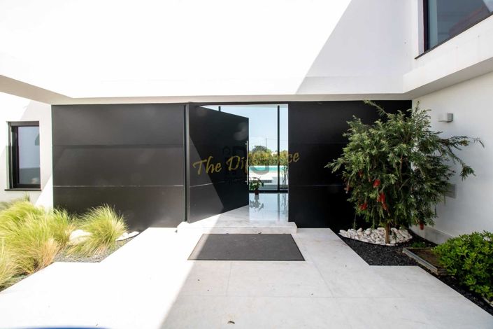 Image No.11-Villa de 4 chambres à vendre à Olhão