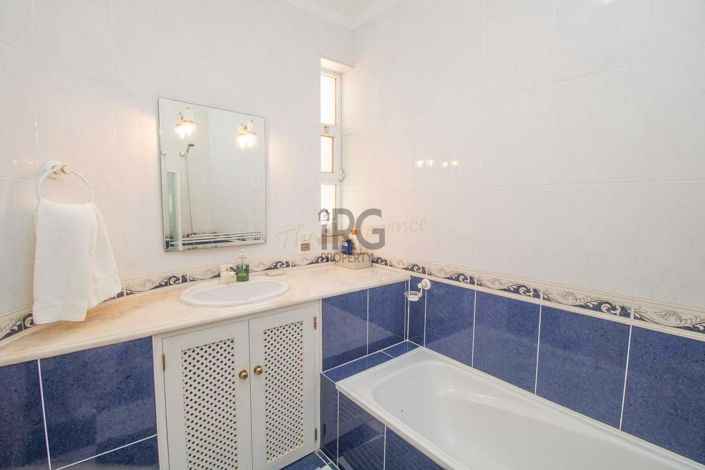 Image No.12-3 Bed Villa for sale