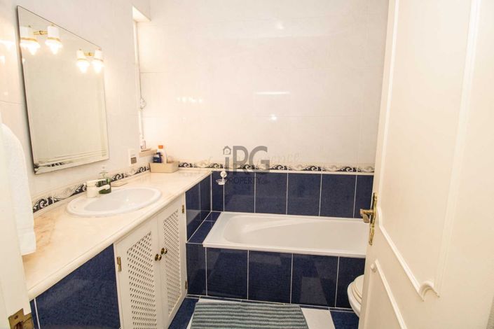 Image No.13-3 Bed Villa for sale