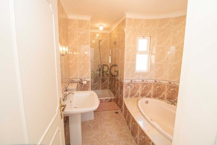 Image No.22-3 Bed Villa for sale