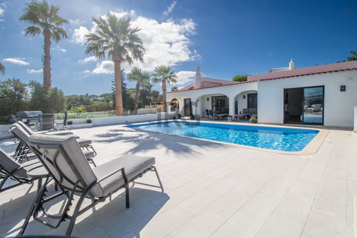 Image No.11-4 Bed Villa for sale