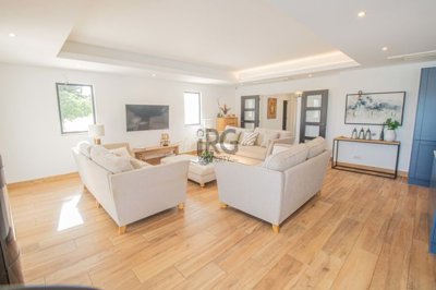 2092-358898-7cad0fe82e642c54e3fe1d772f22d68ea