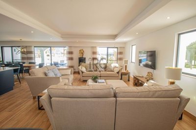 2092-358898-7cad0fe82e642c54e3fe1d772f22d68ea