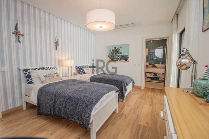 Image No.22-4 Bed Villa for sale