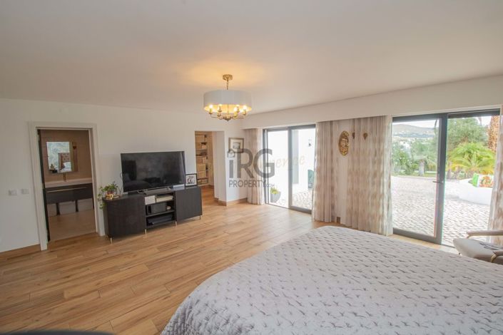 Image No.24-4 Bed Villa for sale