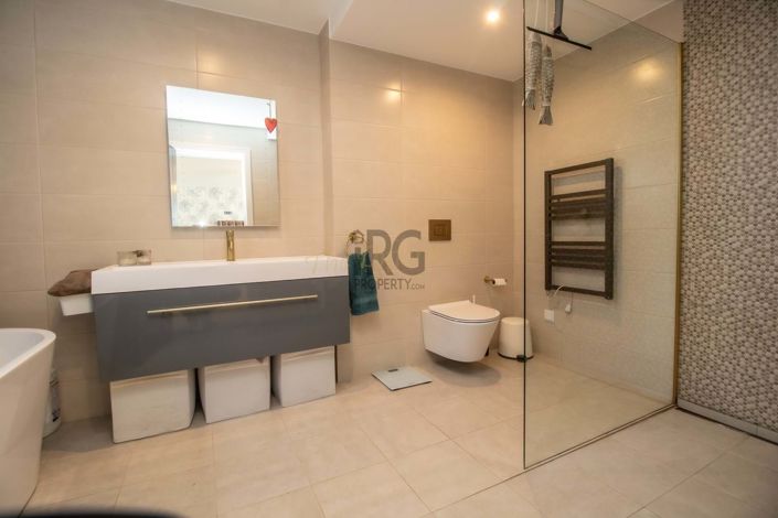 Image No.25-4 Bed Villa for sale