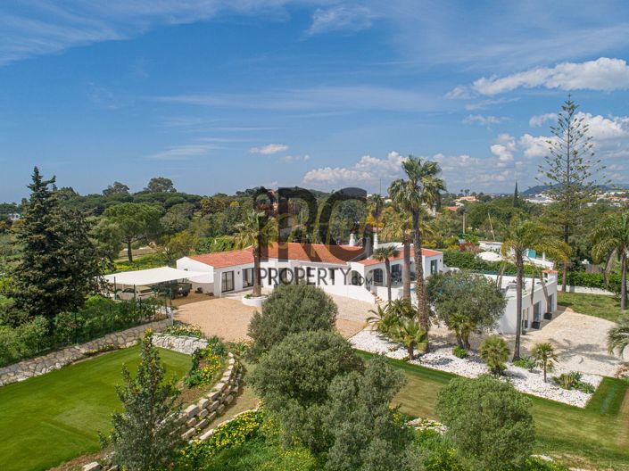 Image No.3-4 Bed Villa for sale
