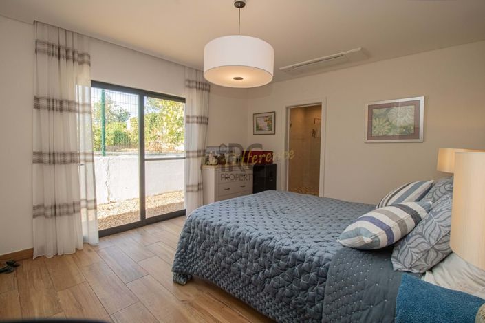 Image No.32-4 Bed Villa for sale