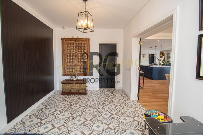 Image No.4-4 Bed Villa for sale