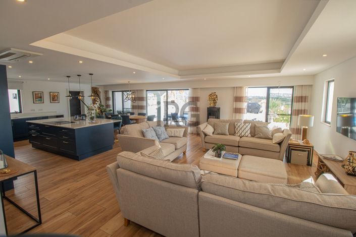 Image No.5-4 Bed Villa for sale