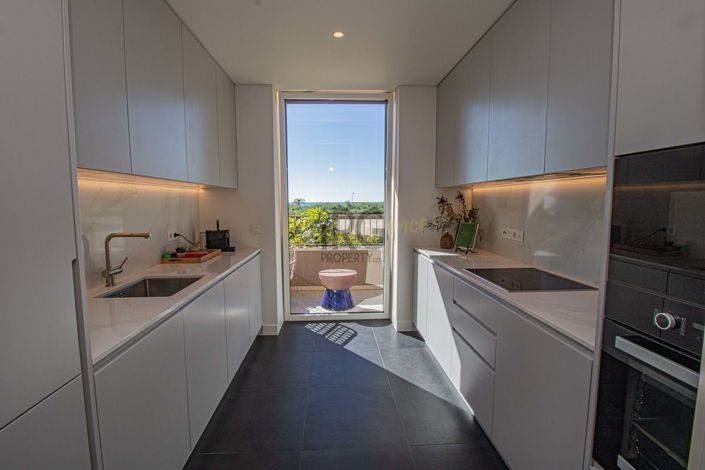 Image No.11-2 Bed Apartment for sale