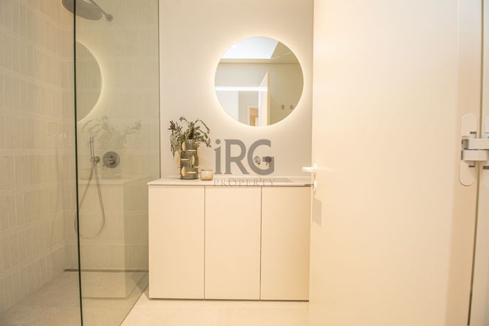 Image No.17-2 Bed Apartment for sale