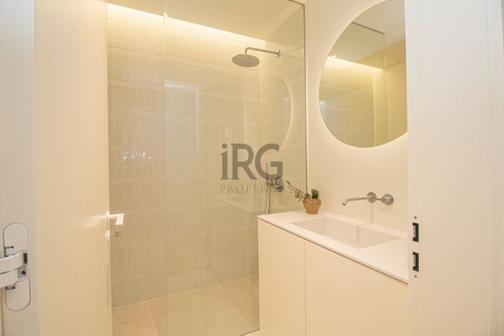 Image No.20-2 Bed Apartment for sale