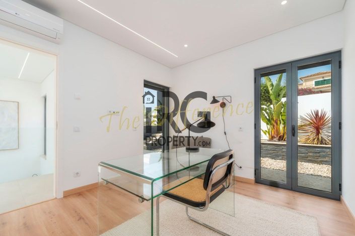 Image No.43-3 Bed Townhouse for sale