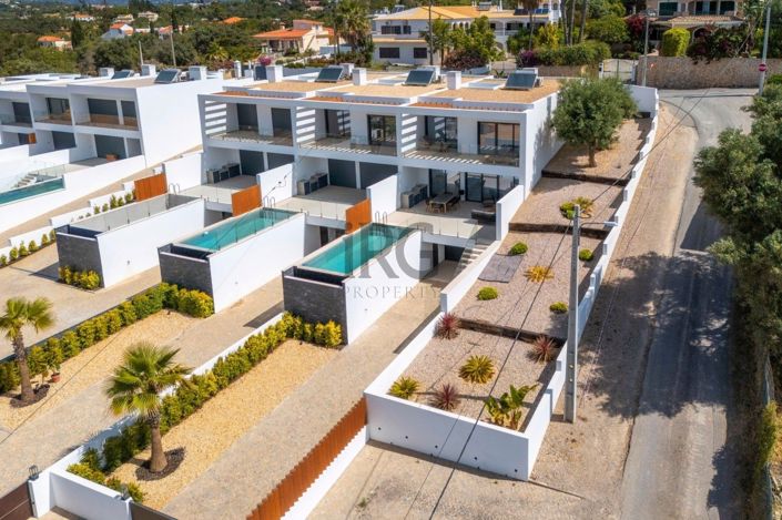 Image No.6-3 Bed Townhouse for sale