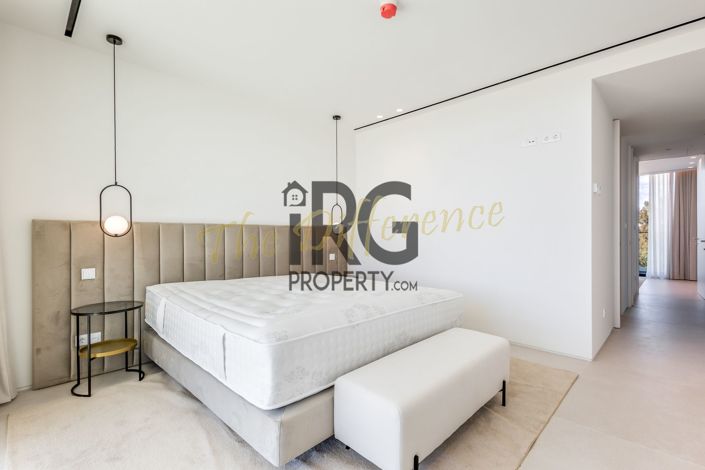 Image No.12-2 Bed Apartment for sale